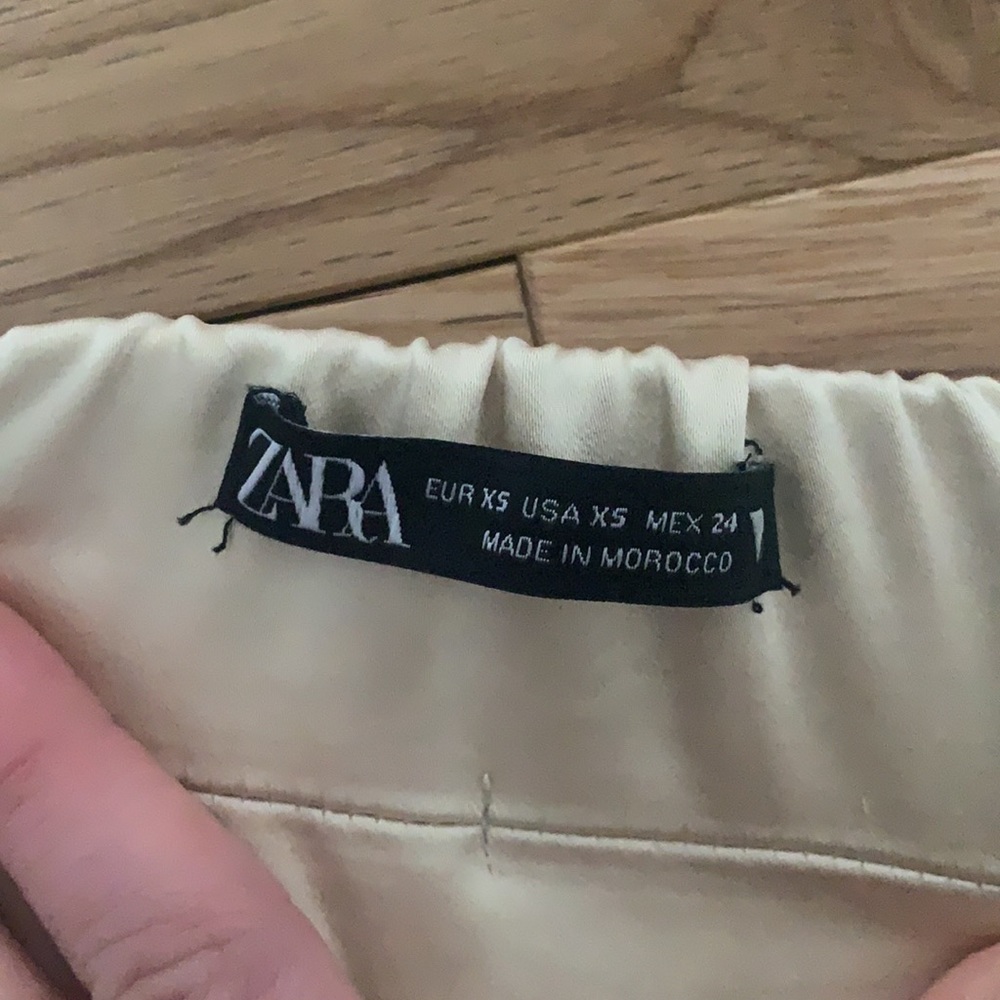 Champagne coloured ruched tank top - Picture 3 of 3